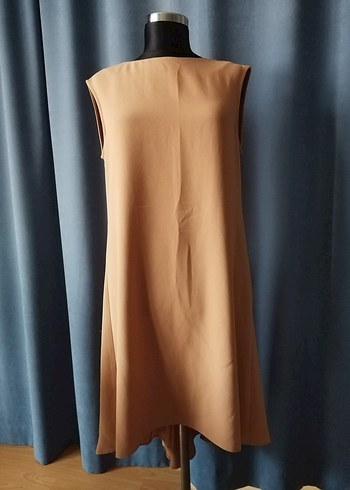 Roman Sırt Dekolteli Elbise - Görsel 3