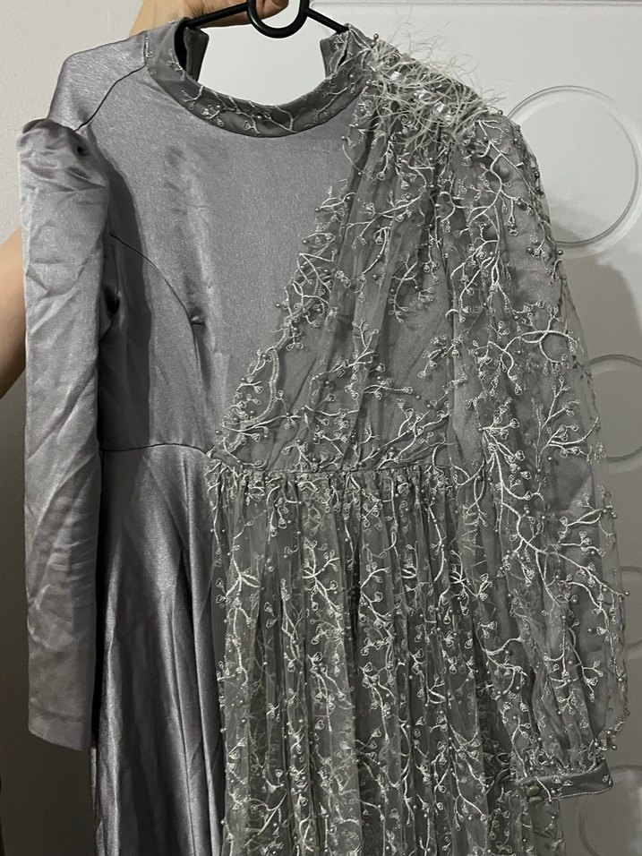 Gri Nakışlı Uzun Kollu Kadın Abiye Elbise - Görsel 2