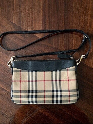 Orjinal burberry askılı çanta