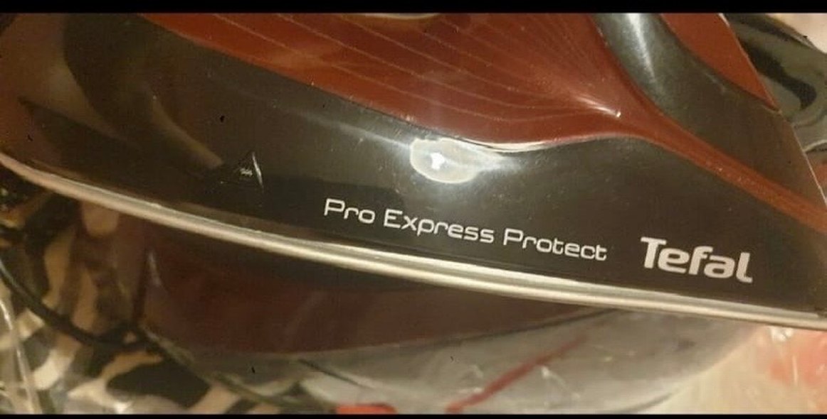 Tefal Pro Express Protect  GV9230 Model Bordo Profesyonel Ütü - Görsel 2