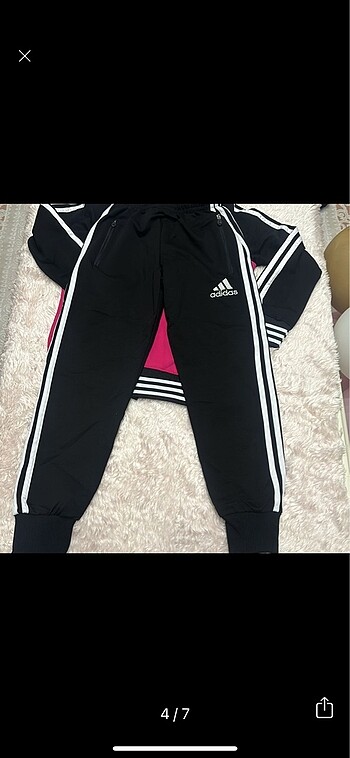 11-12 Yaş Beden Adidas eşofman takımı