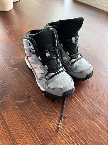 Adidas terrex 30 numara