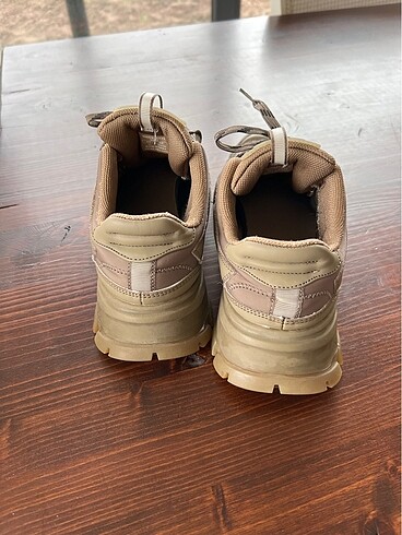 38 Beden camel Renk Zara spor ayakkabı