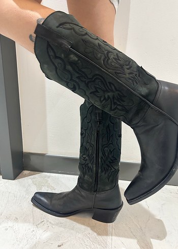 Siyah Deri Nakışlı Dizaltı Gotik Bot kovboy - Görsel 3