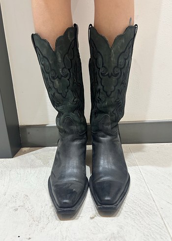 Siyah Deri Nakışlı Dizaltı Gotik Bot kovboy - Görsel 2