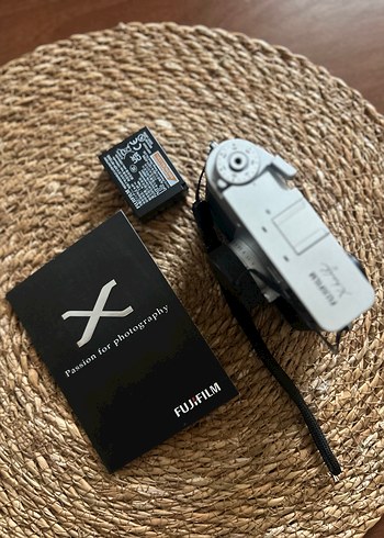 Fuji film x half fotoğraf makinesi - Görsel 3