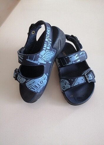 Crocs CEYO Sandalet 