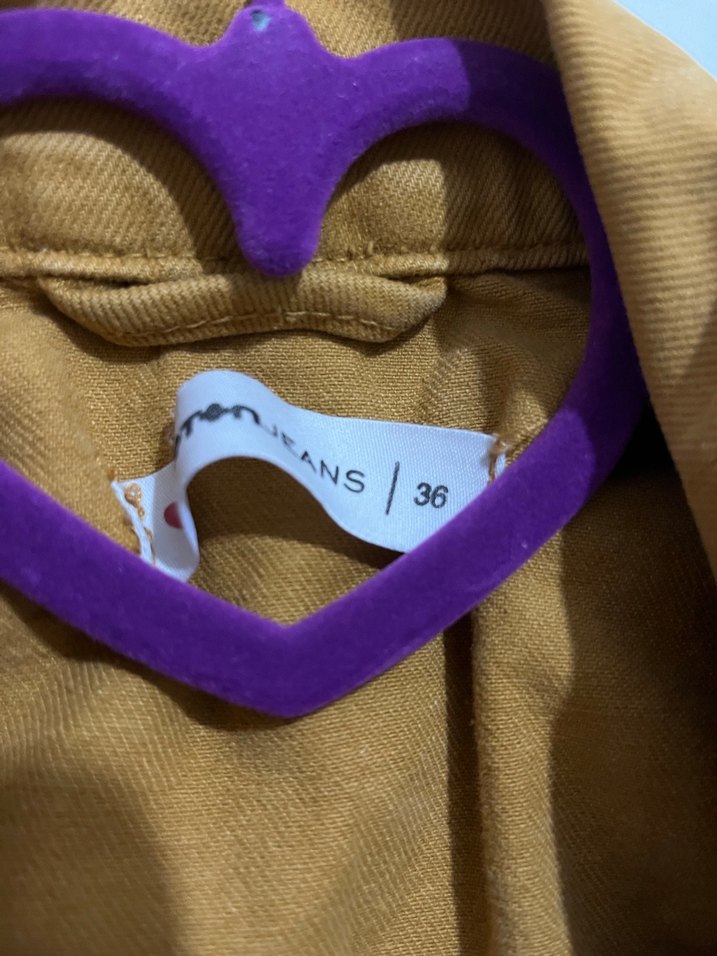 Düğmeli kirli sarı Kadın Ceket - Görsel 3