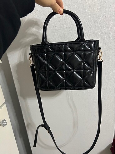 H&M kol çantası