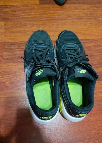 Nike Nike Siyah Bağcıklı Spor Ayakkabı