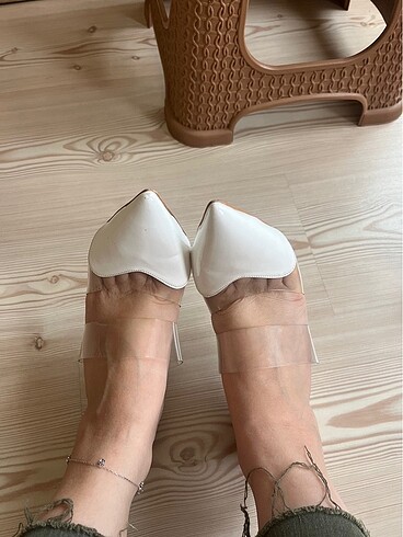 36 Beden Şeffaf stiletto terlik