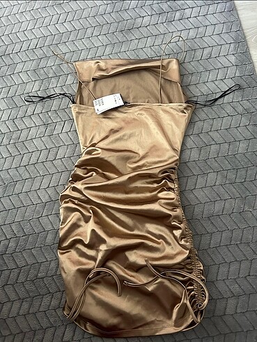 H&M mini gece elbisesi