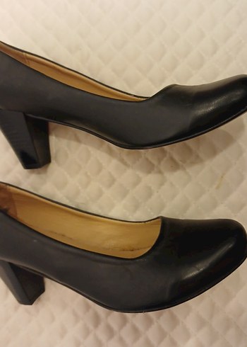 Siyah KalınTopuklu İçi dışı Gerçek Deri Kadın Klasik Ayakkabı - Görsel 3