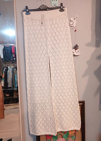 Dantel Detaylı KremTriko Kadın Pantolon - Görsel 3