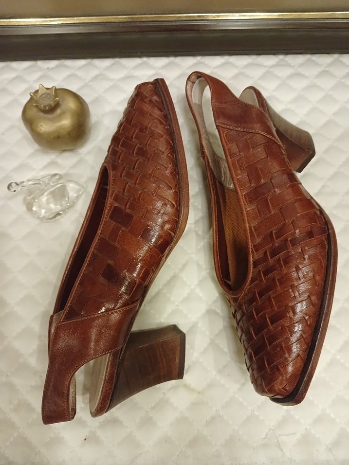 Kahverengi Deri Vintage Kadın Klasik Topuklu Ayakkabı - Görsel 3