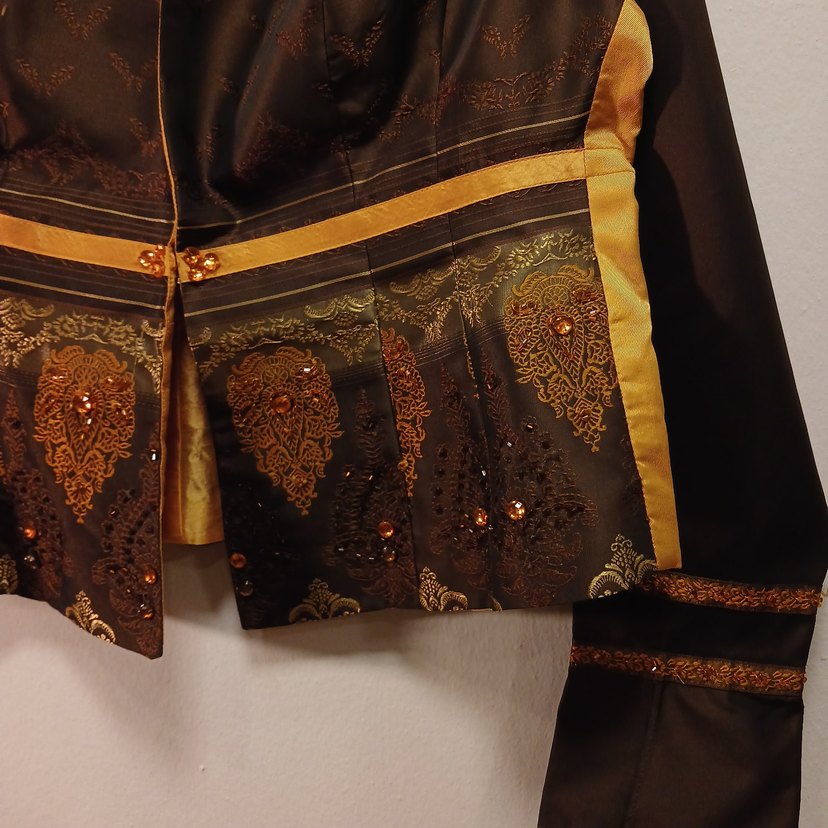 Düğmeli Vintage Nakışlı Kadın Ceket - Görsel 5