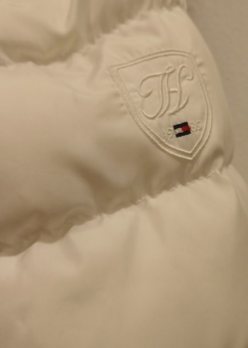 TOMMY HİLFİGER Kürk Detaylı Beyaz Kadın Kışlık Mont - Görsel 4