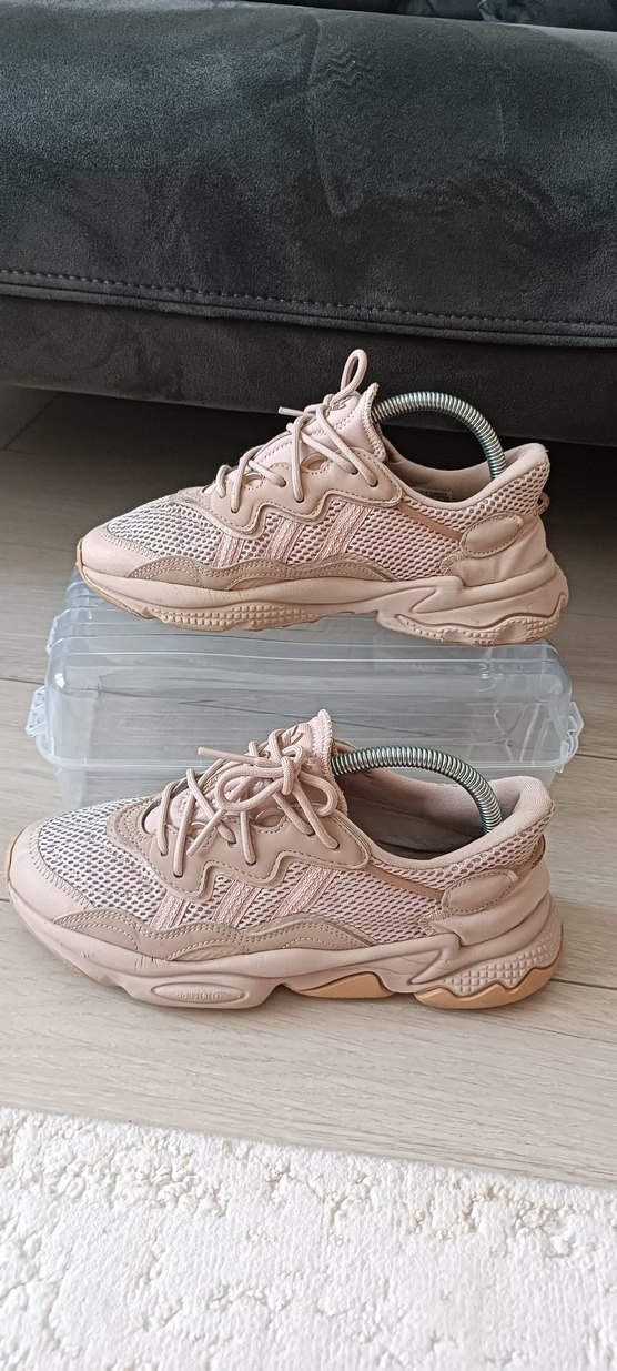 adidas ozweego orjinal Bej Bağcıklı Kadın Spor Ayakkabı - Görsel 2