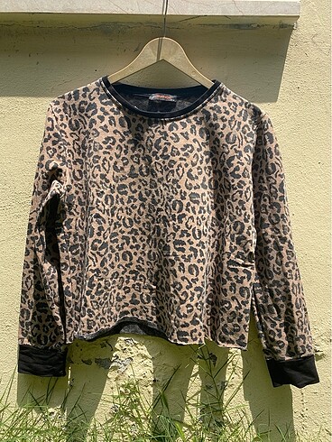 s Beden LEOPAR DESENLİ SWEATSHİRT