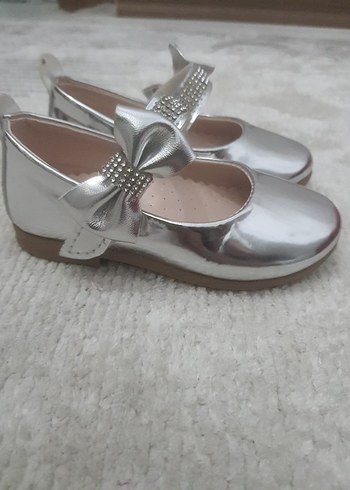 Kız Çocuk Gri Metalik Tokalı Babet - Görsel 9