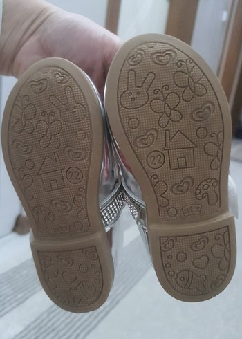 Kız Çocuk Gri Metalik Tokalı Babet - Görsel 11