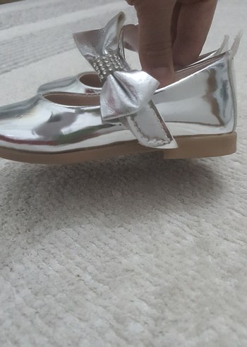 Kız Çocuk Gri Metalik Tokalı Babet - Görsel 6