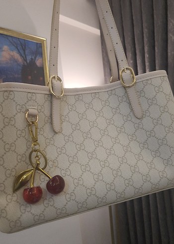 Zincir Detaylı Beyaz Deri Kadın Çanta - Görsel 3