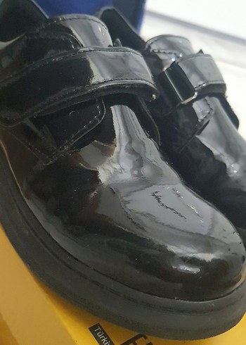 Erkek Çocuk Siyah Rugan Tokalı Ayakkabı - Görsel 4