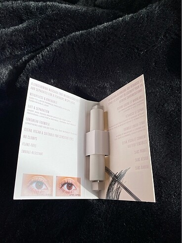 Kylie Cosmetics kylie cosmetics wisp lash mascara
