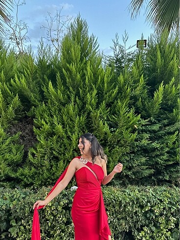 m Beden Kırmızı abiye