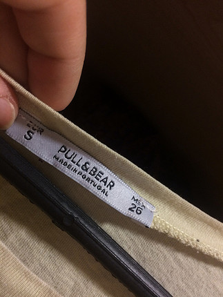 s Beden Pull and bear tişört