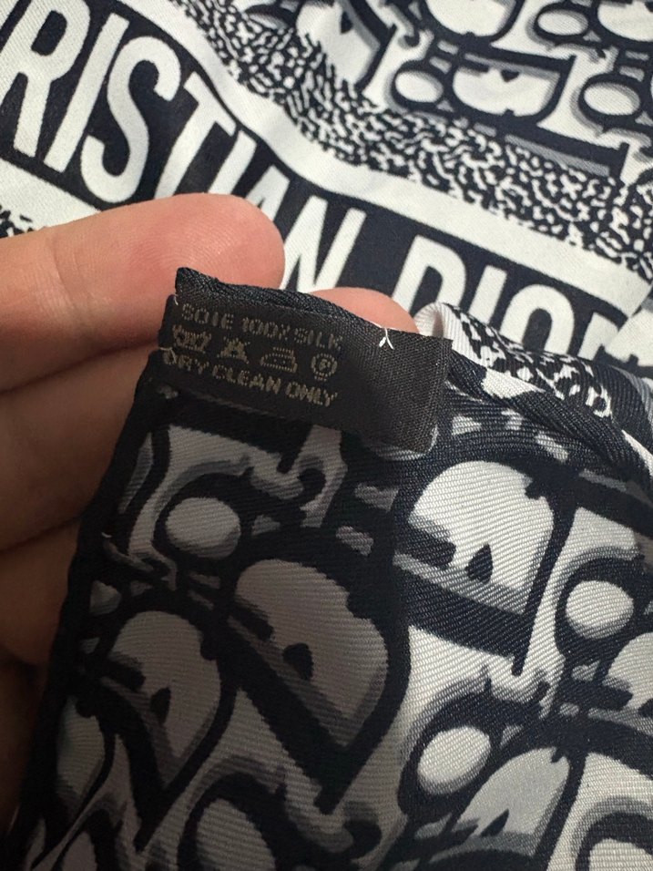 Christian Dior Siyah Baskılı Kadın eşarp - Görsel 3