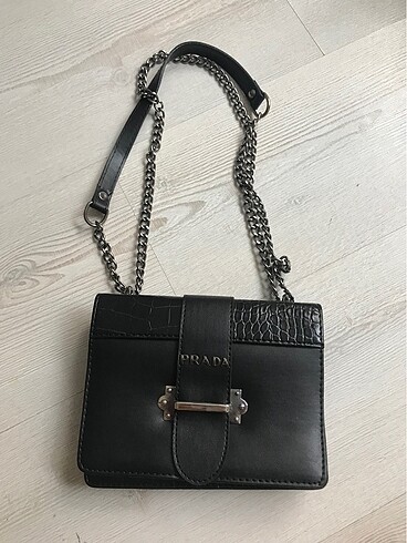 Prada siyah canta