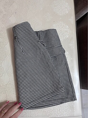 l Beden siyah Renk Kazayagı desenli mini etek