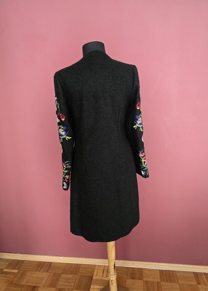 Nakışlı kaşe kaban - Görsel 5