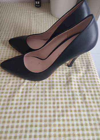 Diğer Klasik Siyah Stiletto Tokalı Kadın Ayakkabı