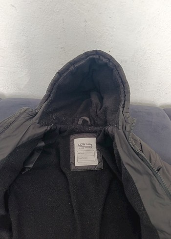 Kapüşonlu Siyah Erkek Çocuk Mont - Görsel 2