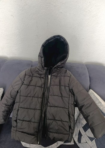 Kapüşonlu Siyah Erkek Çocuk Mont - Görsel 4