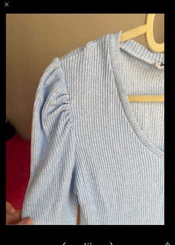 Mavi V Yakalı Kadın Kazak - Görsel 5