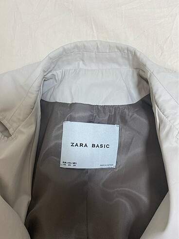 Zara Trenchcoat