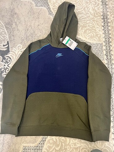 Nike Sweatshirt XS uyumludur
