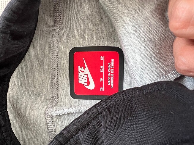 s Beden gri Renk Nike Tech Fleece XS Orjinaldir