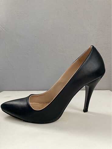 38 Beden Stiletto