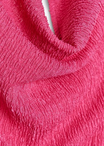 m Beden Zara pembe sirti acik ust