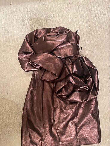 s Beden kahverengi Renk Zara straplez motifli bronz elbise