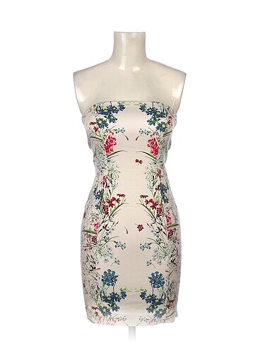 Zara Kısa Elbise %70 İndirimli.