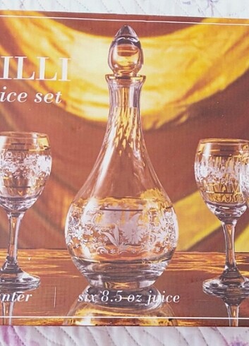 Paşabahçe ayaklı desenli kadeh seti