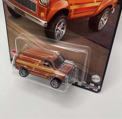  Beden Hot Wheels Premium Ford Transit Supervan