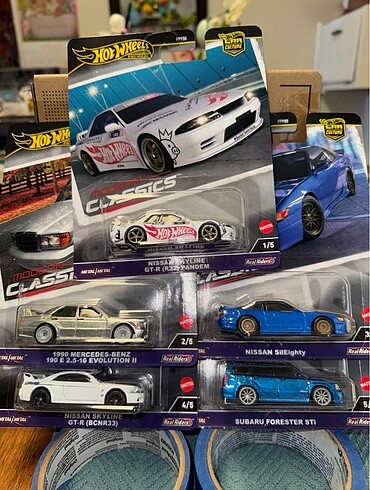Hot Wheels Premium Modern Classic Set