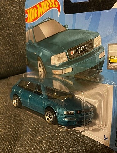 Hot Wheels 94 Audi Avant RS2